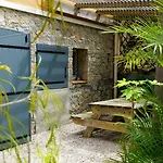 Tilou Location - Giens - Proche Des Plages Et Du Villages Йер
