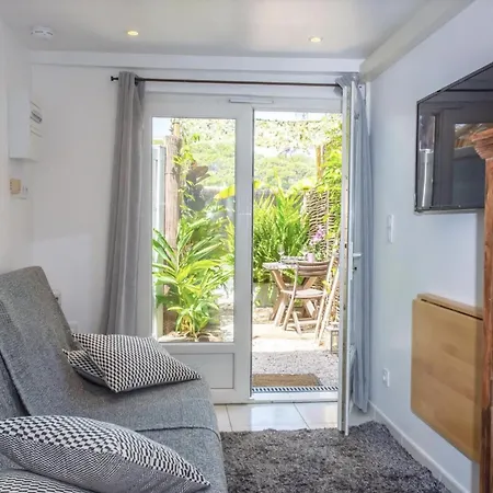 Apartment Tilou Location - Giens - Proche Des Plages Et Du Villages Hyeres