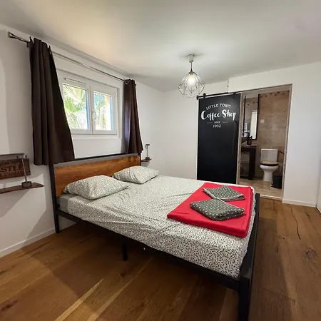 Tilou Location - Giens - Proche Des Plages Et Du Villages Appartement Hyères