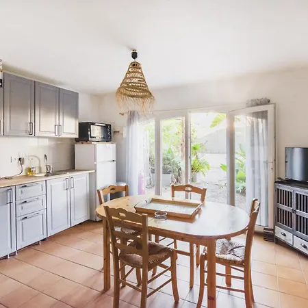 Tilou Location - Giens - Proche Des Plages Et Du Villages Lägenhet